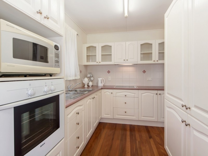 4 Deidre Ann Street, Raceview QLD 4305