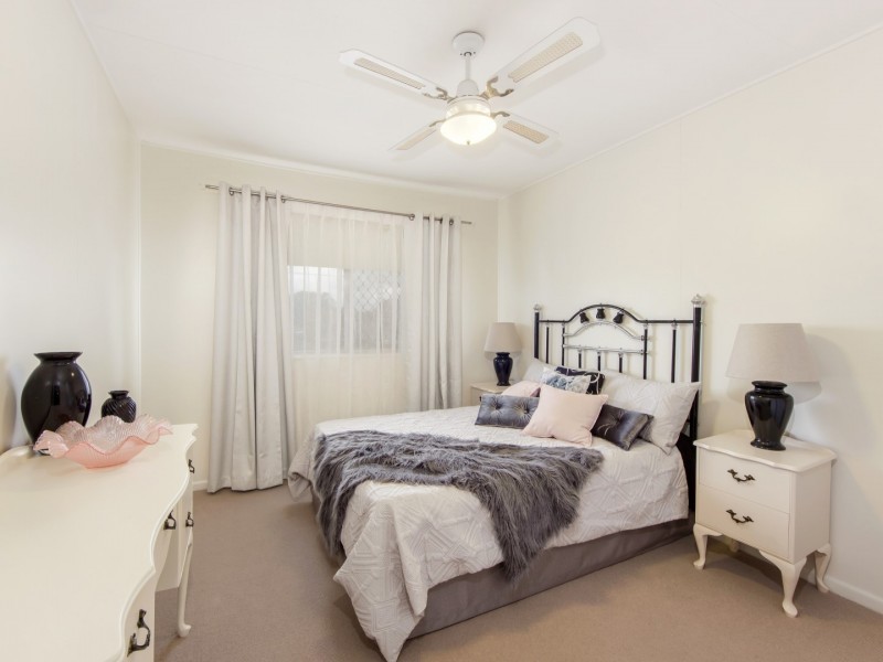 4 Deidre Ann Street, Raceview QLD 4305