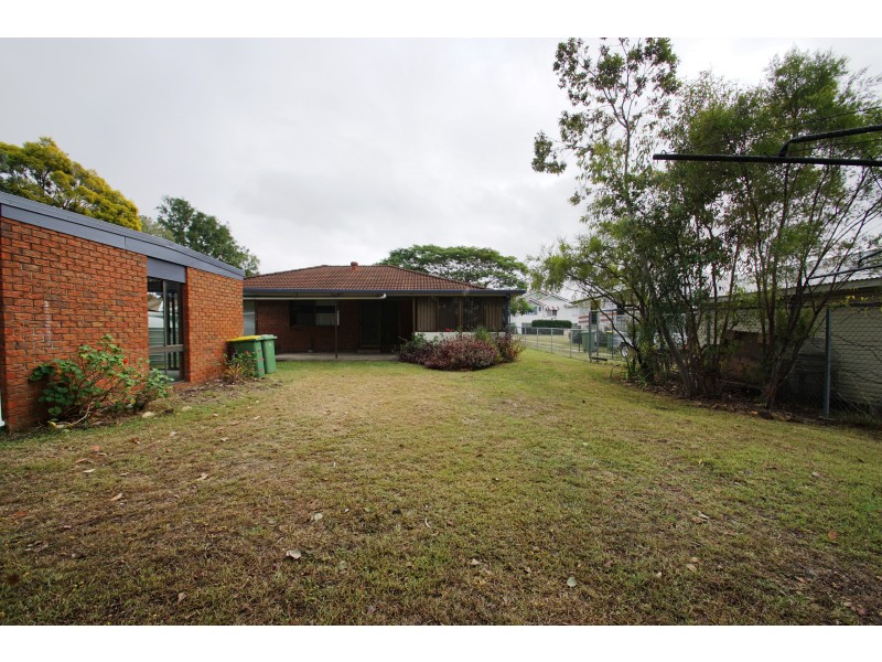 16 William Street, Rosewood QLD 4340