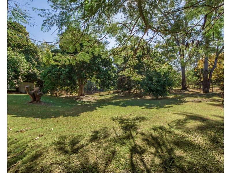 11 Creek Street, Bundamba QLD 4304