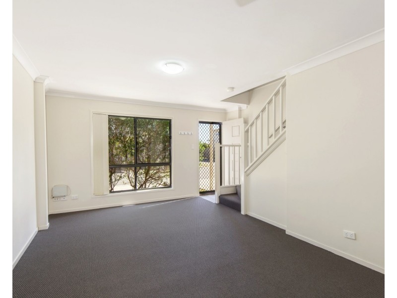 70/50 Gledson Street, North Booval QLD 4304
