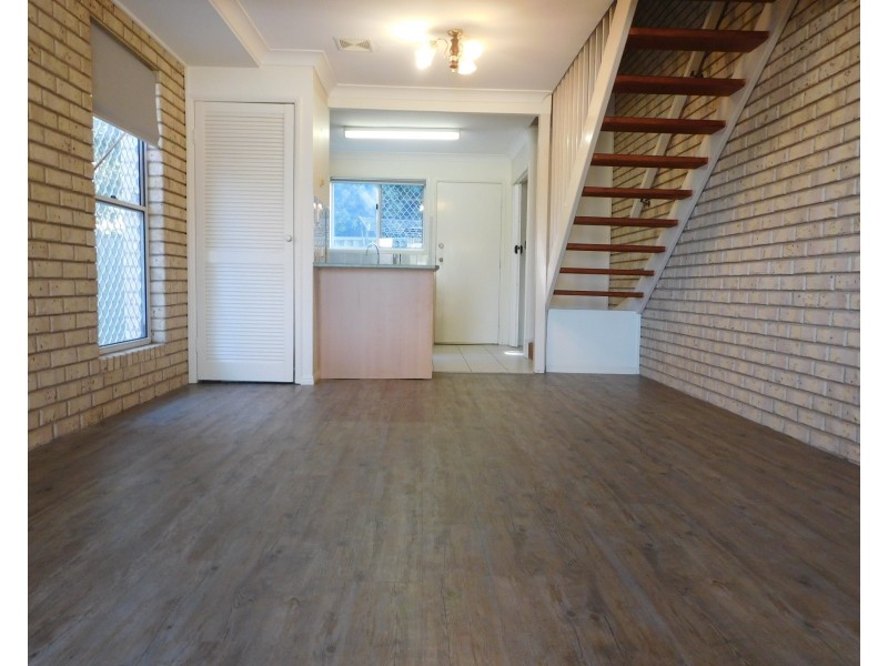 6/16 Lindsay Street, Bundamba QLD 4304
