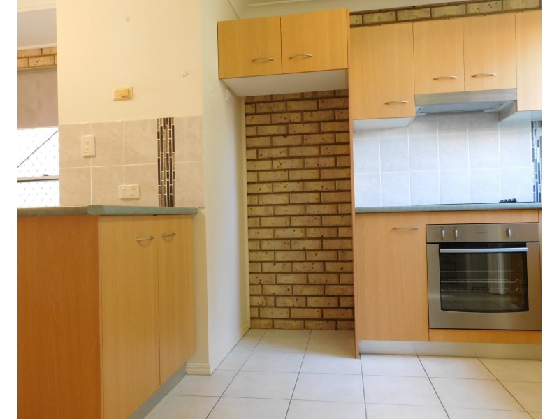 6/16 Lindsay Street, Bundamba QLD 4304