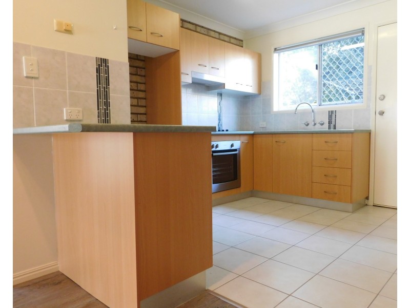 6/16 Lindsay Street, Bundamba QLD 4304