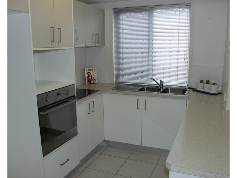 17/15 Workshops Street, Brassall QLD 4305