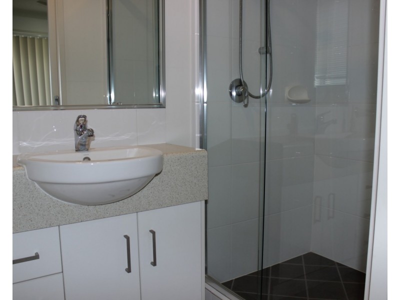 17/15 Workshops Street, Brassall QLD 4305