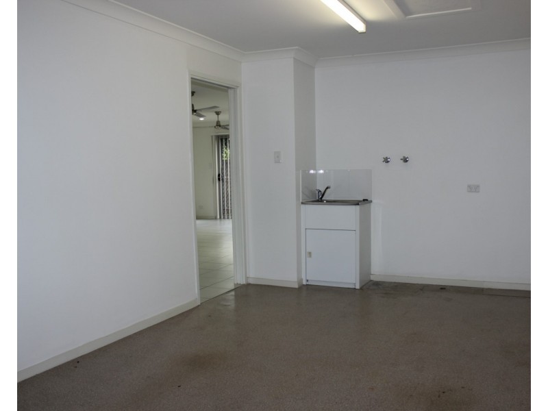 17/15 Workshops Street, Brassall QLD 4305