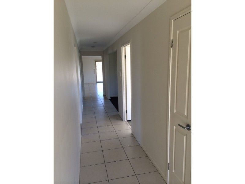 65 Vineyard Street, One Mile QLD 4305