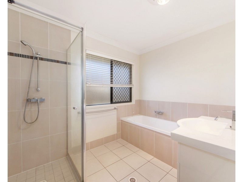 16 Birru Place, Rosewood QLD 4340