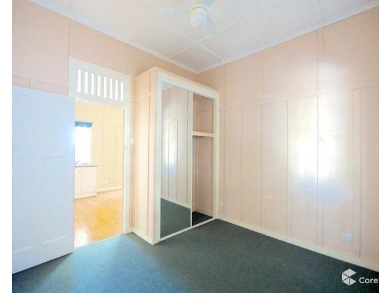 2C McMahon Street, Bundamba QLD 4304