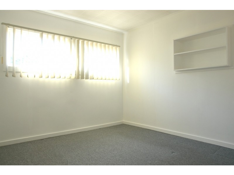 40 Hayes Street, Brassall QLD 4305