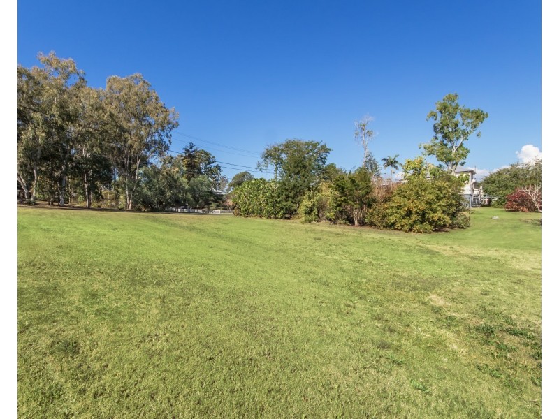 95 Pine Mountain Road, Brassall QLD 4305