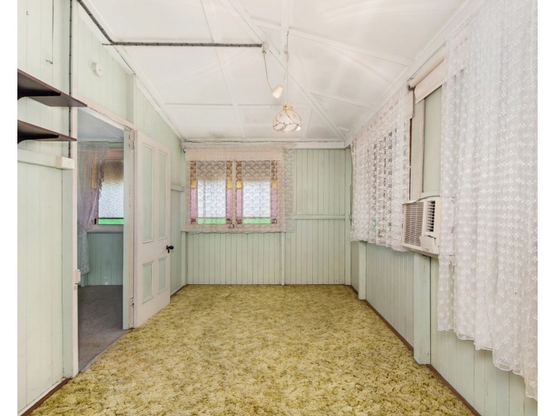 95 Pine Mountain Road, Brassall QLD 4305