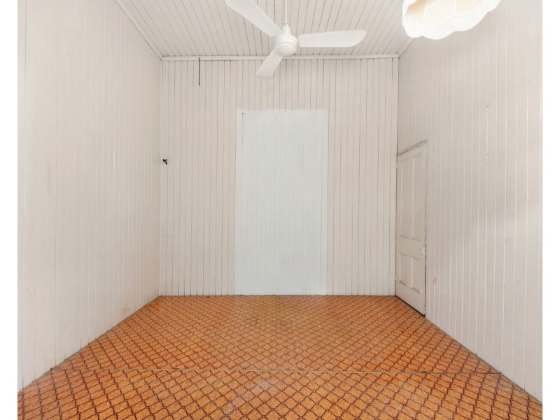 95 Pine Mountain Road, Brassall QLD 4305