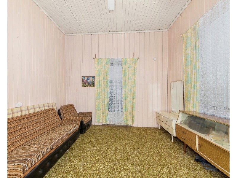 95 Pine Mountain Road, Brassall QLD 4305