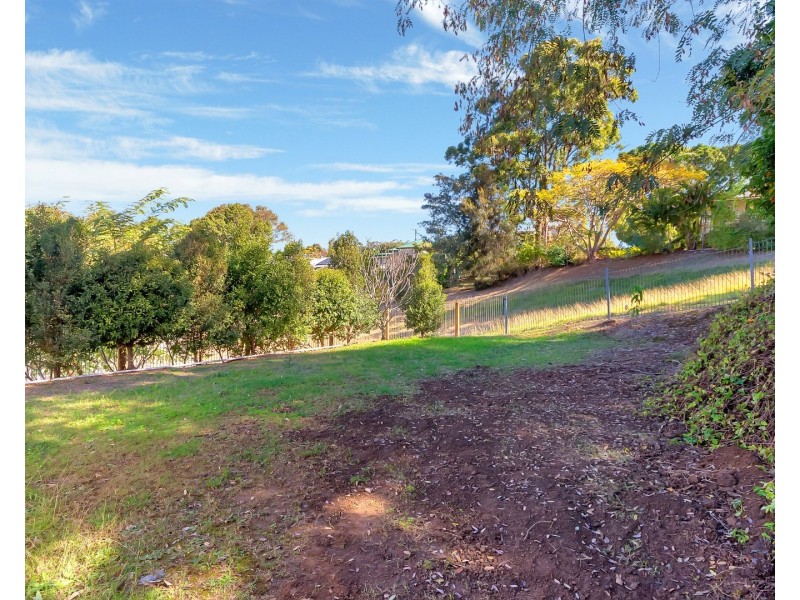 16 O’Sullivan Street, Woodend QLD 4305
