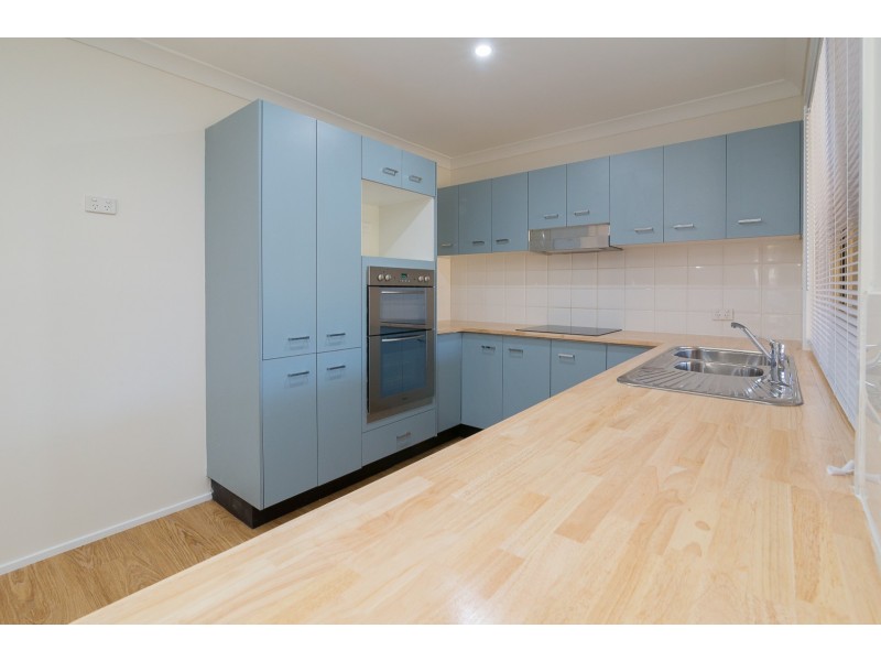 22 Elmhurst Crescent, Flinders View QLD 4305