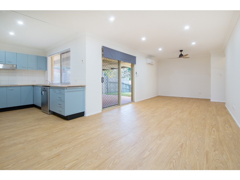 22 Elmhurst Crescent, Flinders View QLD 4305