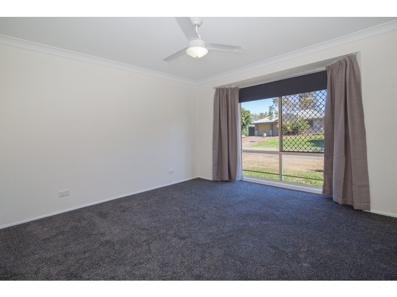 22 Elmhurst Crescent, Flinders View QLD 4305