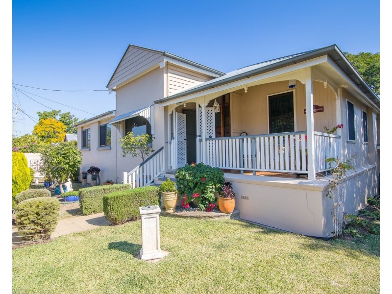 65 Thorn Street, Ipswich QLD 4305