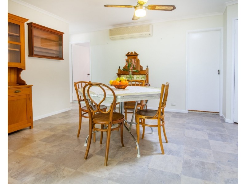 6 Oak Street, Bundamba QLD 4304