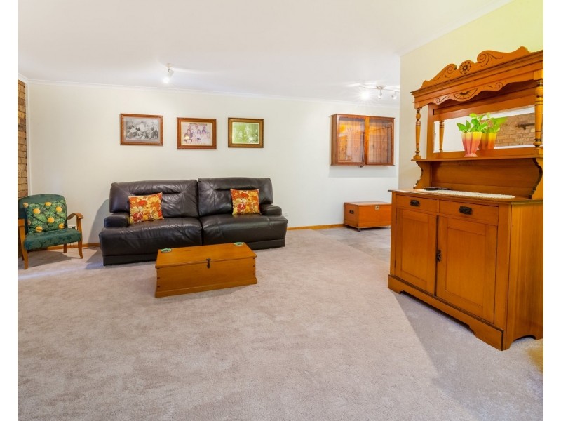 6 Oak Street, Bundamba QLD 4304