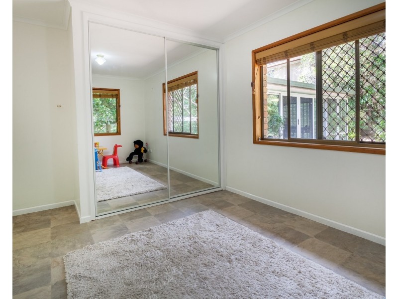 6 Oak Street, Bundamba QLD 4304