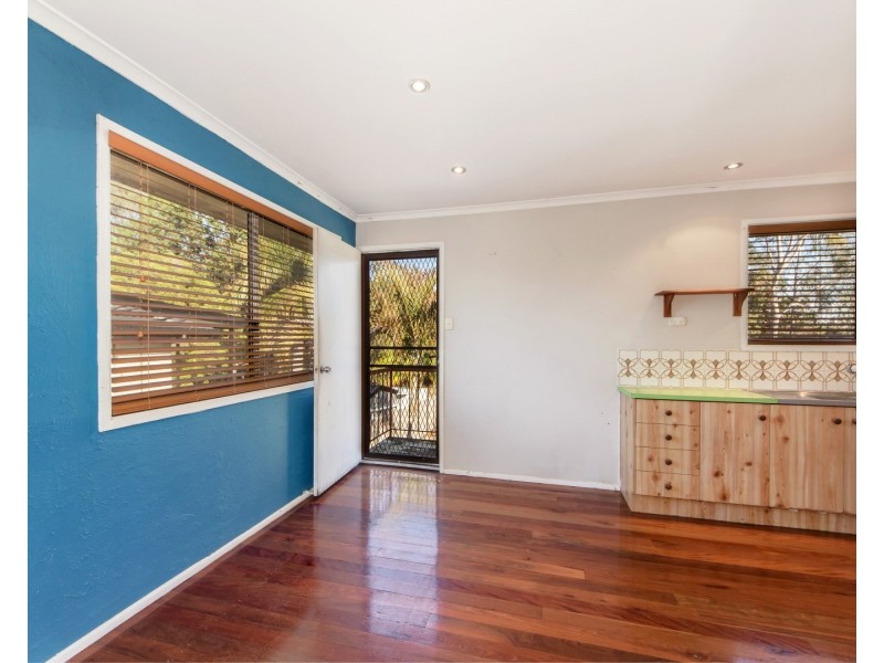 49 Lance Drive, Flinders View QLD 4305