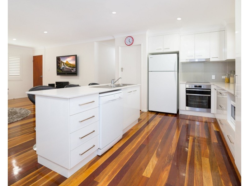 6 Deidre Ann Street, Raceview QLD 4305