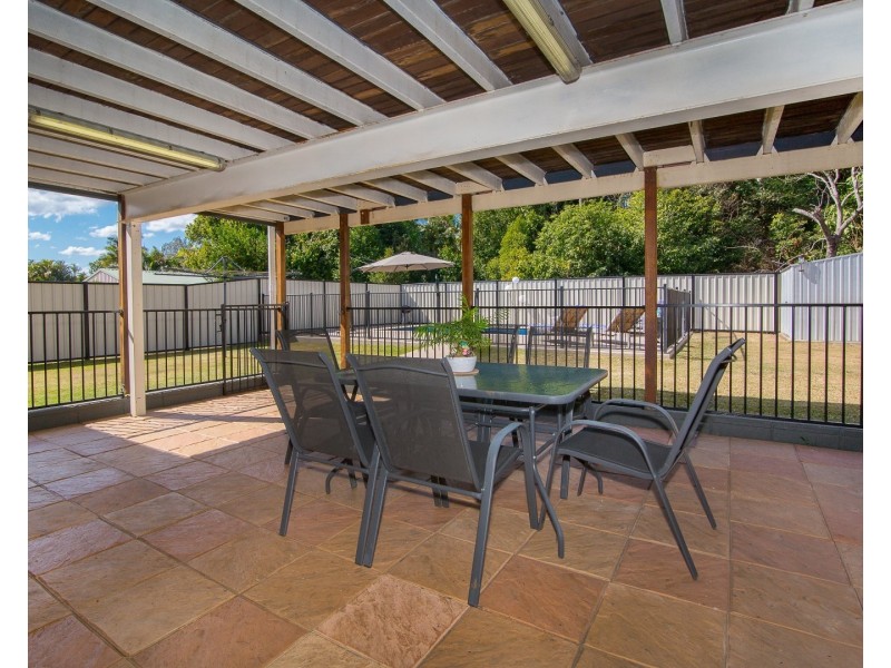 6 Deidre Ann Street, Raceview QLD 4305