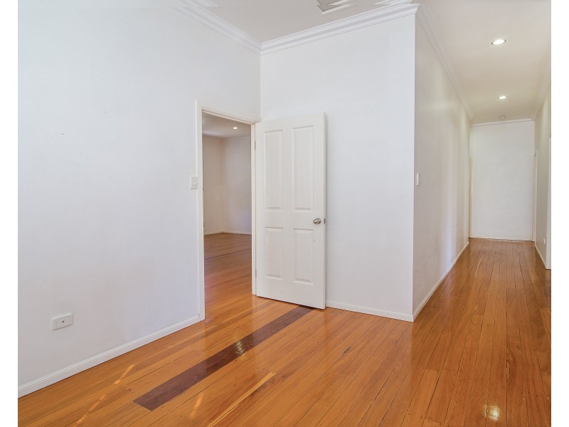 56 Toongarra Road, Leichhardt QLD 4305