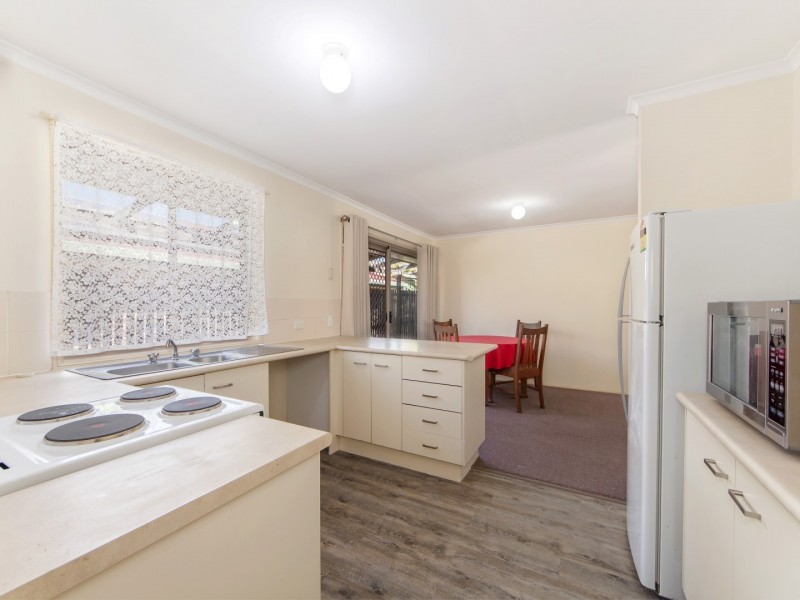 10 Canberra Court, Brassall QLD 4305