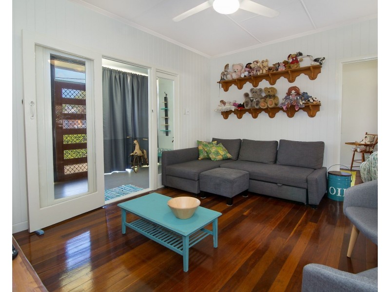 17 McGill Street, Basin Pocket QLD 4305