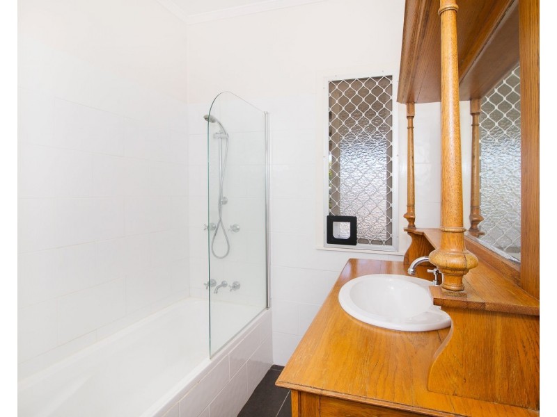 17 McGill Street, Basin Pocket QLD 4305