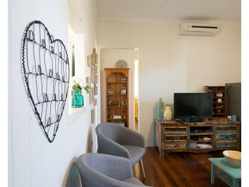 17 McGill Street, Basin Pocket QLD 4305