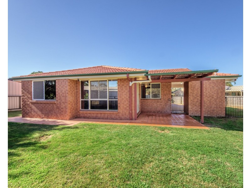 16 Battersby Street, One Mile QLD 4305
