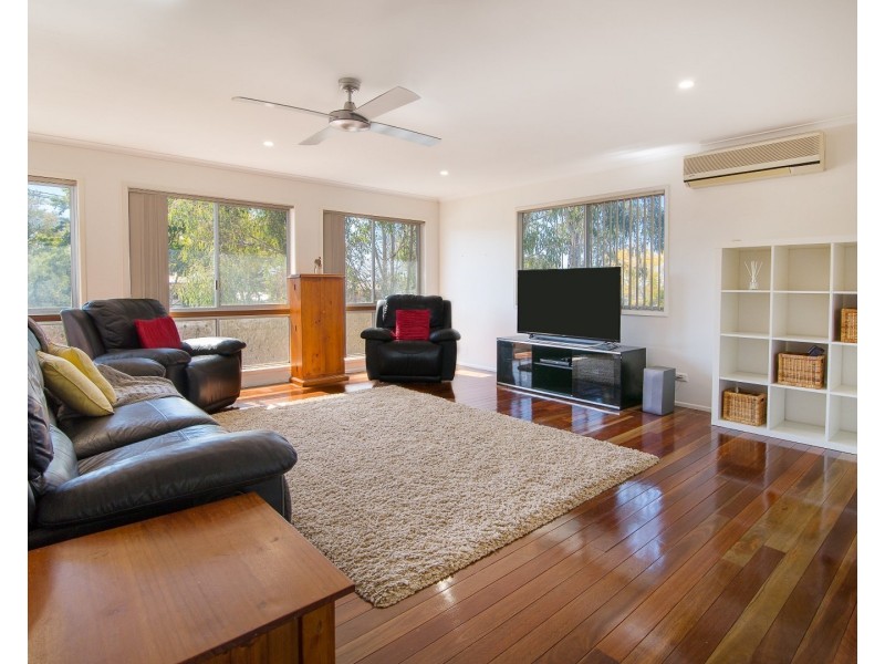 34 Tinworth Street, Willowbank QLD 4306