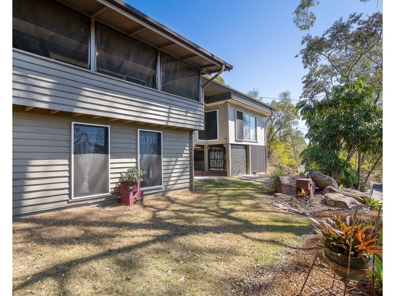 8 Shenton Street, Coalfalls QLD 4305