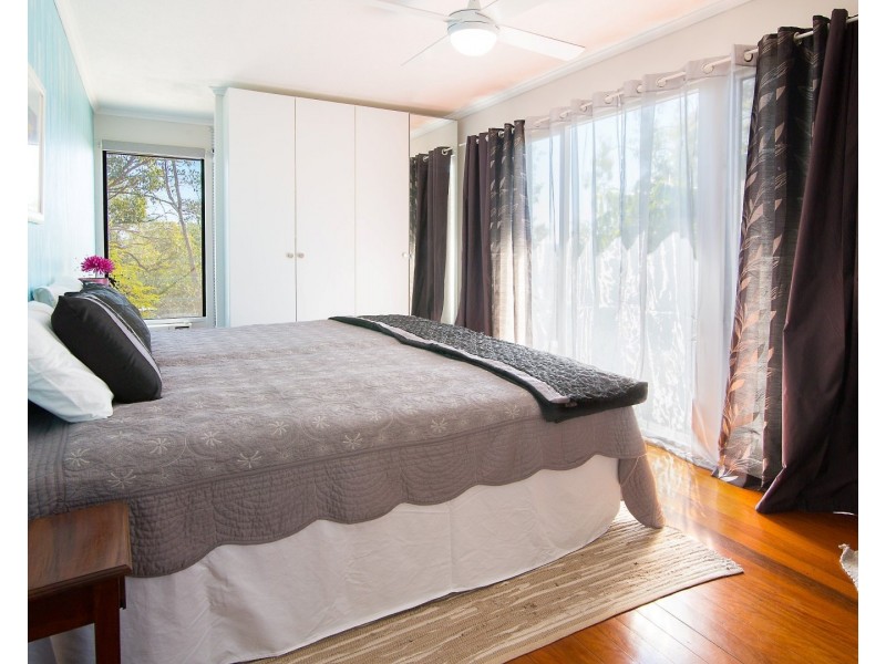 8 Shenton Street, Coalfalls QLD 4305