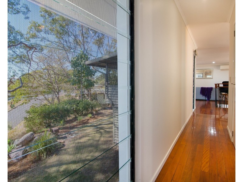 8 Shenton Street, Coalfalls QLD 4305