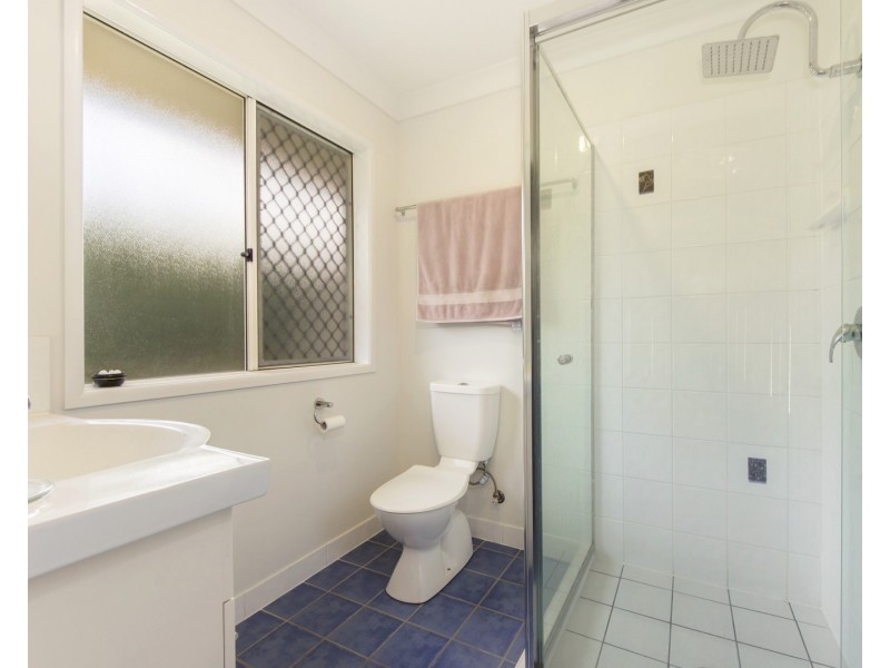 15 Fraser Street, Leichhardt QLD 4305