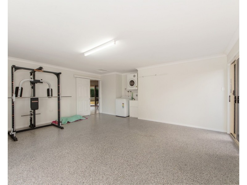 15 Fraser Street, Leichhardt QLD 4305