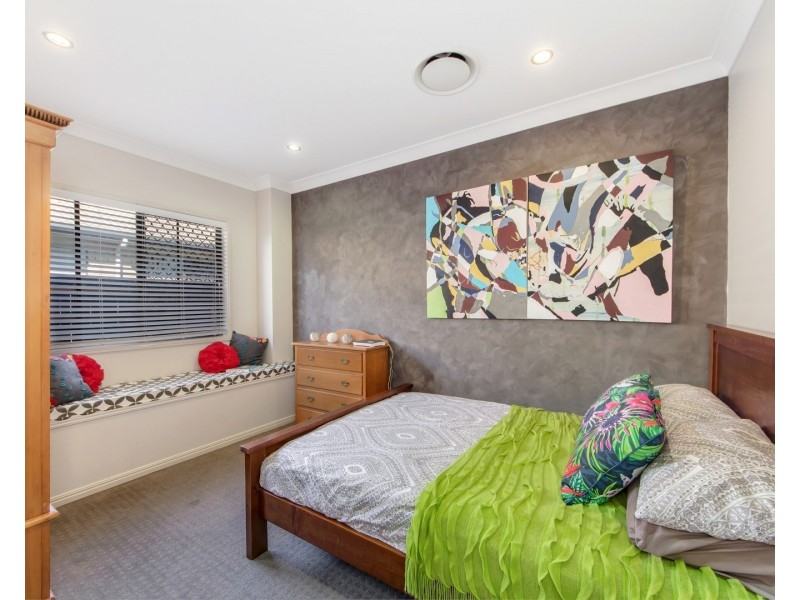 1 Kordan Boulevard, Raceview QLD 4305