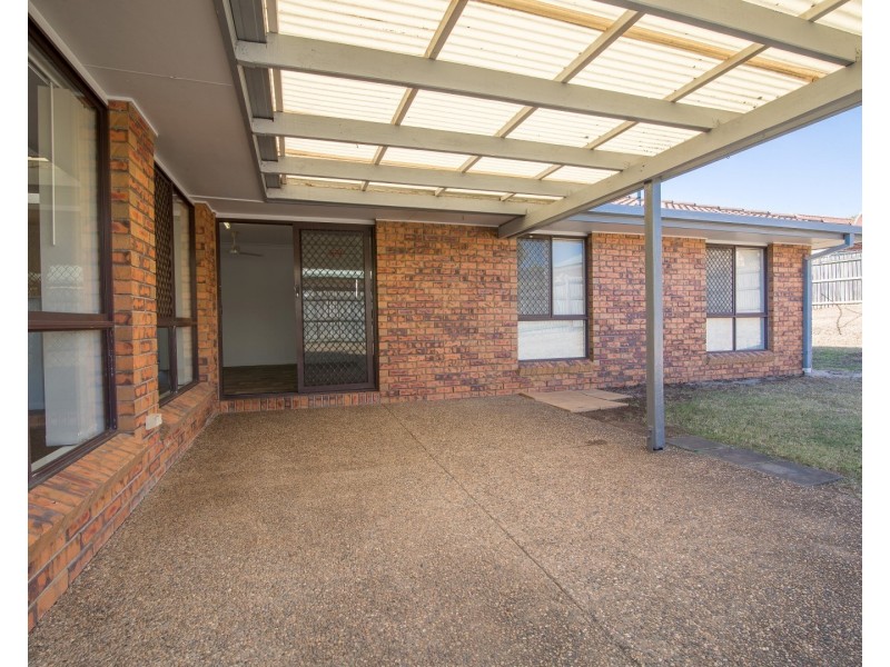 15 Cowley Drive, Flinders View QLD 4305