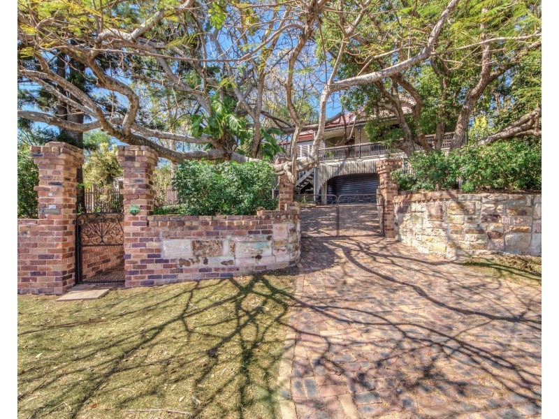 1 Smith Street, North Ipswich QLD 4305