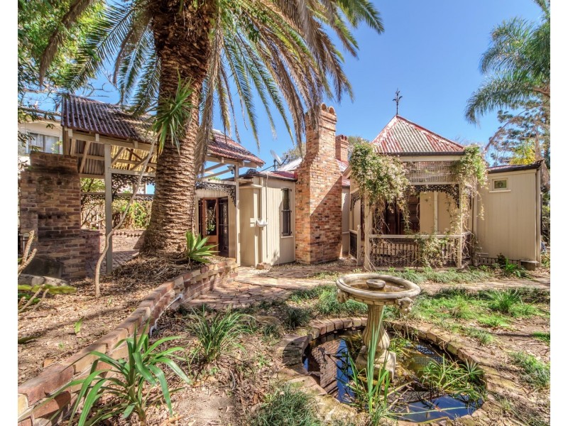 1 Smith Street, North Ipswich QLD 4305