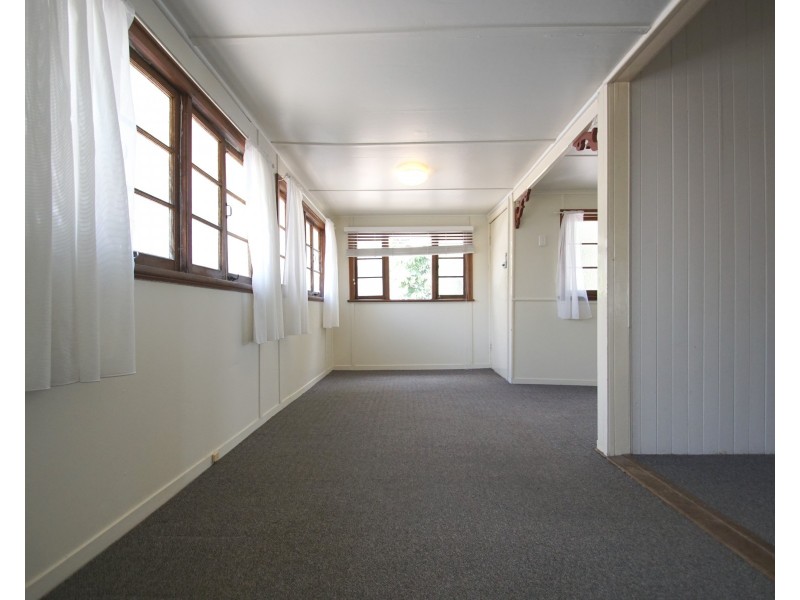 2 Canning Lane, North Ipswich QLD 4305