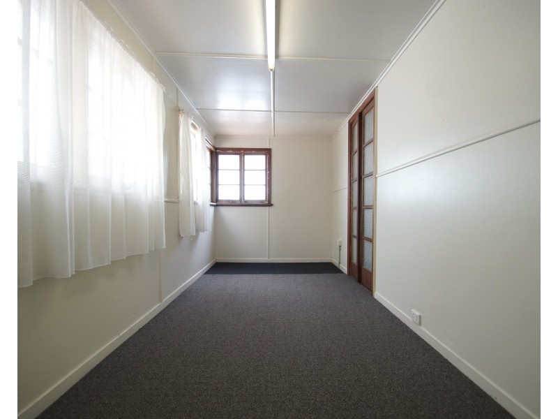 2 Canning Lane, North Ipswich QLD 4305