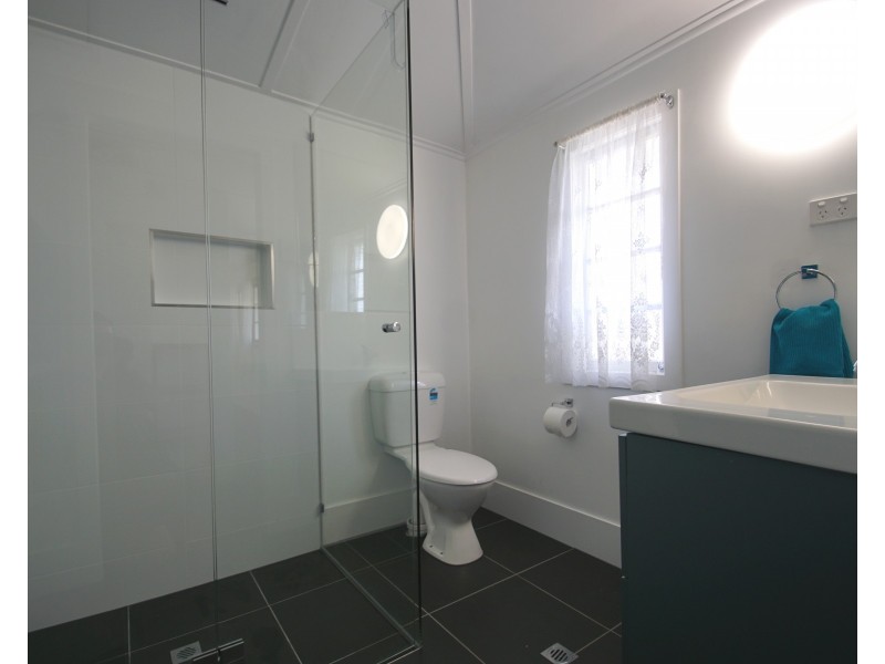 2 Canning Lane, North Ipswich QLD 4305