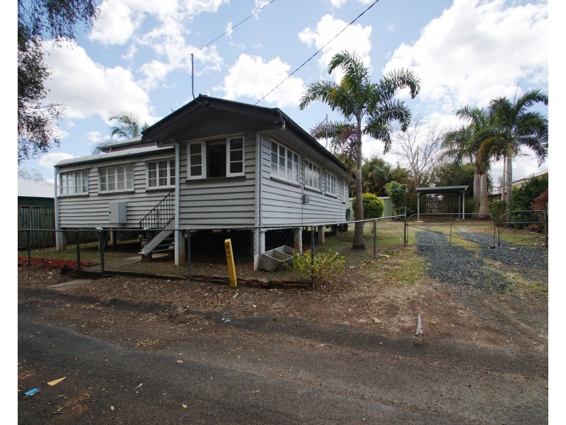 2 Canning Lane, North Ipswich QLD 4305